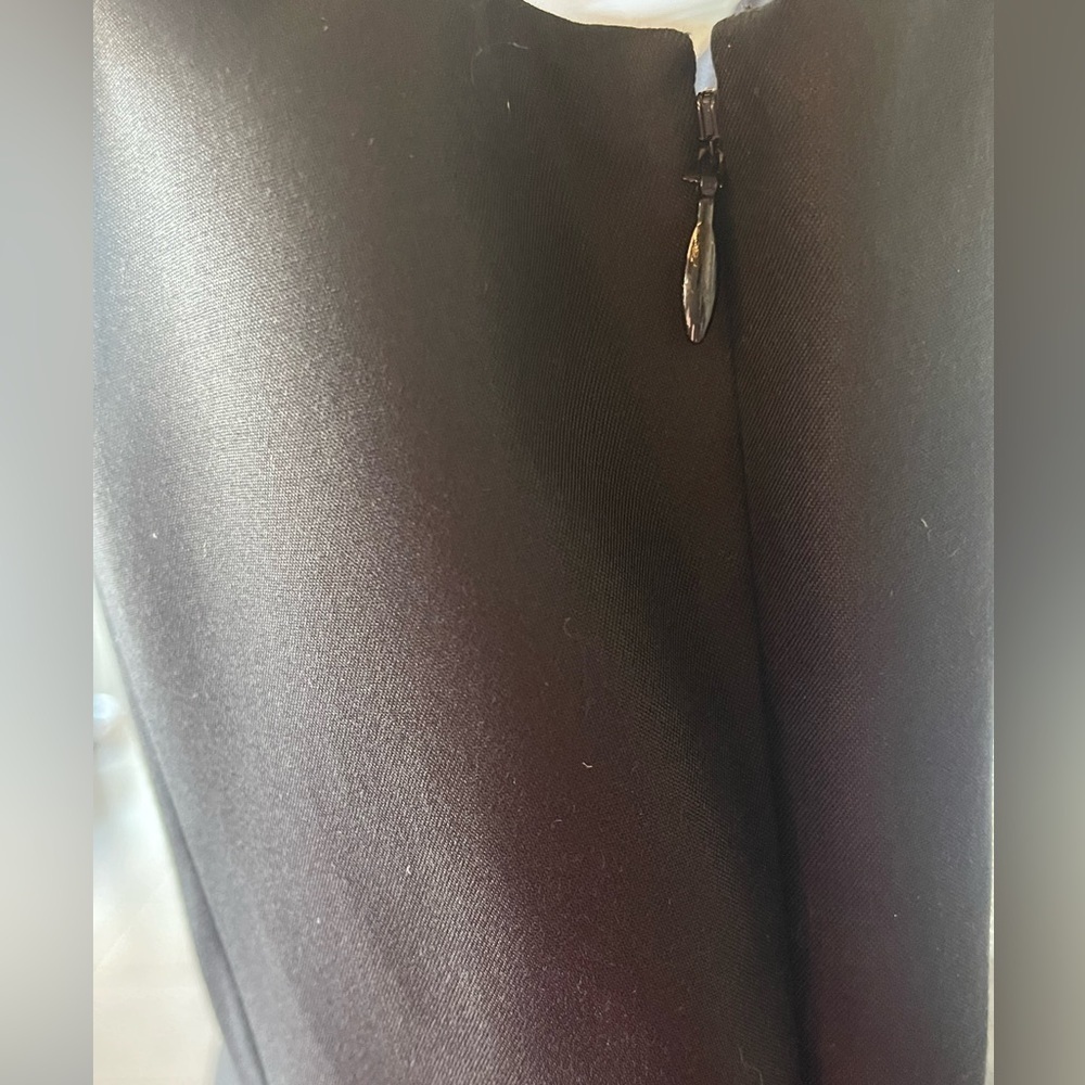 🔥🖤Ann Taylor size 2 black dress - it’s EVERYTHING!  Like new condition. SWEET! - Picture 6 of 6